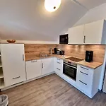 Komfort Appartement mit 2 Schlafzimmern und Balkon im Dachgeschoss 047